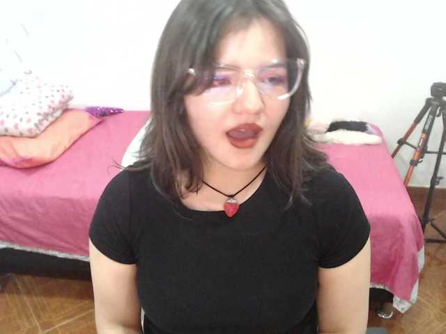 alissamorrison live cam on BongaCams