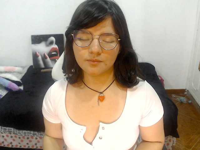 alissamorrison live cam preview