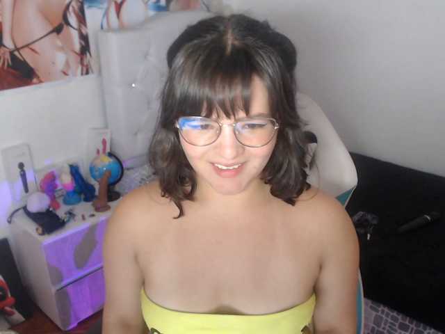 alissamorrison live cam on BongaCams