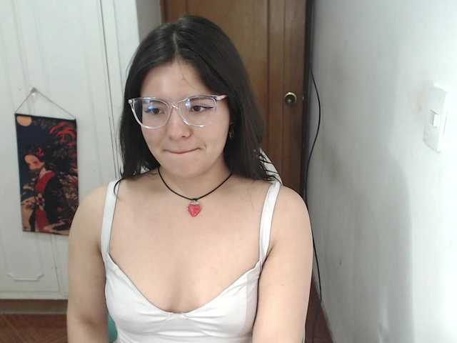 alissamorrison live cam on BongaCams