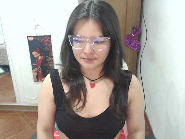 alissamorrison live cam on BongaCams