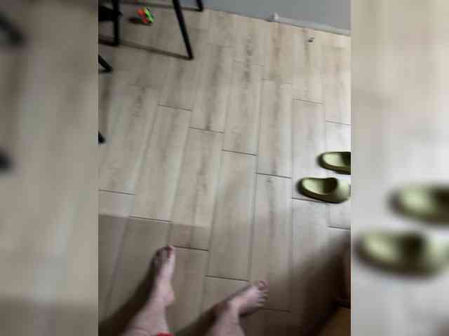 Poshliy-3ayac webcam