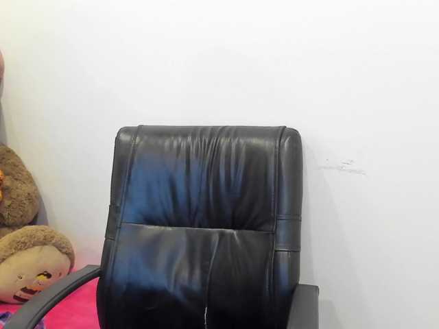 Alanna-atm's BongaCams show and profile