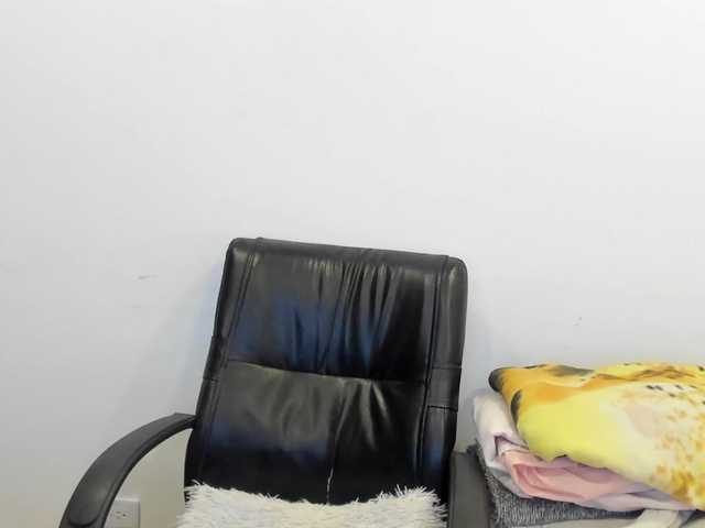 Alanna-atm live webcam show