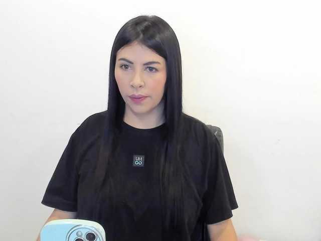 Alanna-atm live cam on BongaCams