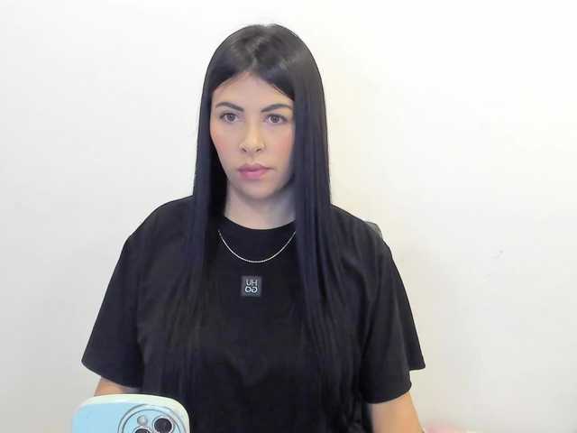 Alanna-atm live cam on BongaCams