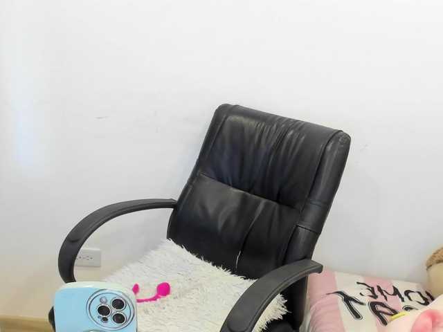 Alanna-atm live cam on BongaCams