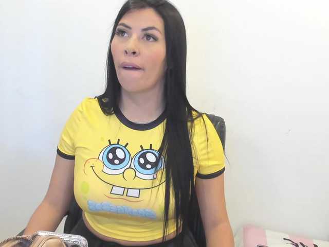 Alanna-atm live cam on BongaCams