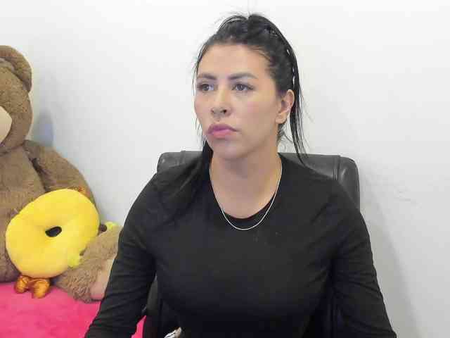 Alanna-atm webcam