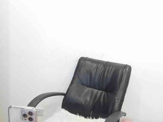Alanna-atm webcam