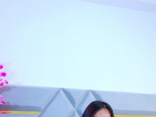 YesyHills Porn Show