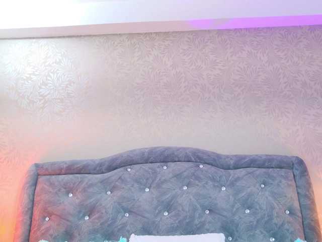 YesyHills's BongaCams show and profile