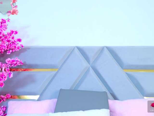 YesyHills live cam on BongaCams