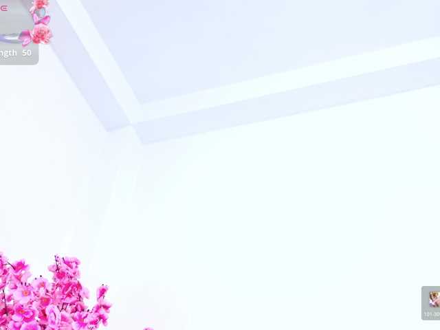 YesyHills live cam on BongaCams