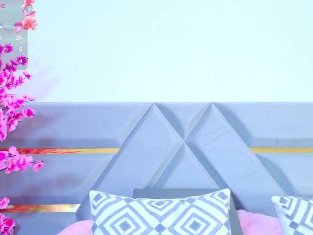 YesyHills live cam on BongaCams