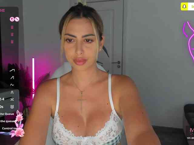 DivineFlair webcam