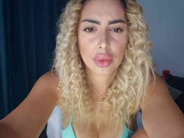 DivineFlair webcam