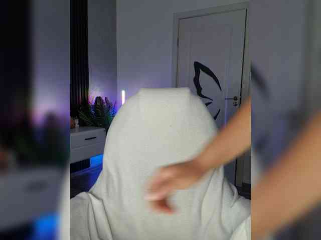 DivineFlair webcam