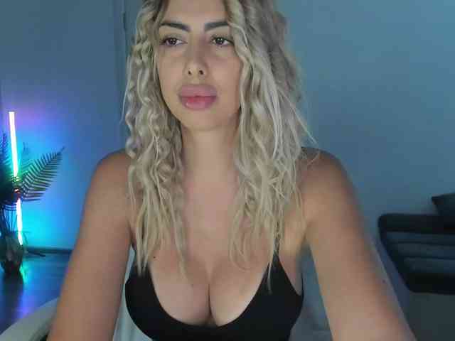 DivineFlair webcam
