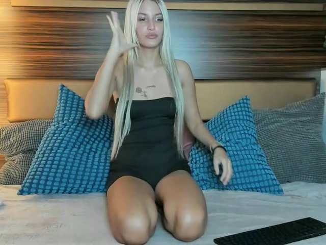 EmilyEclair live cam on BongaCams