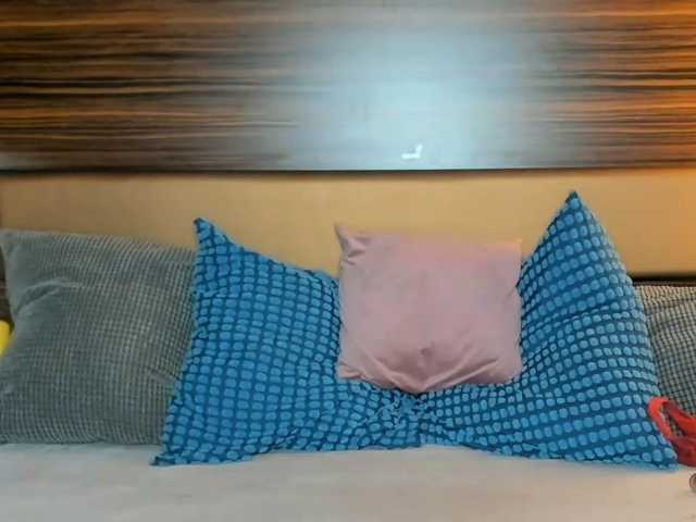 EmilyEclair live cam on BongaCams