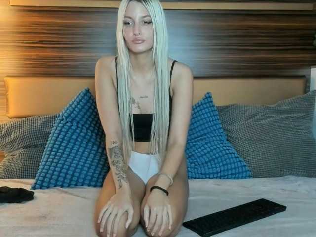 EmilyEclair live cam on BongaCams