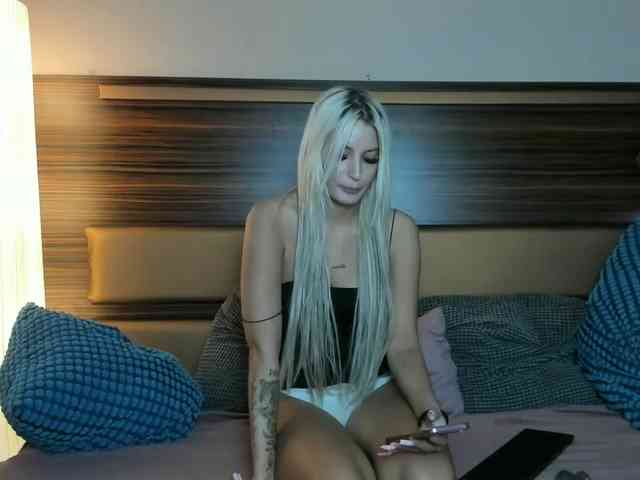EmilyEclair webcam