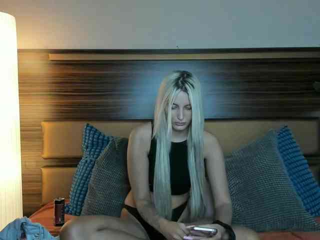 EmilyEclair webcam