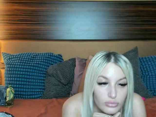 EmilyEclair webcam