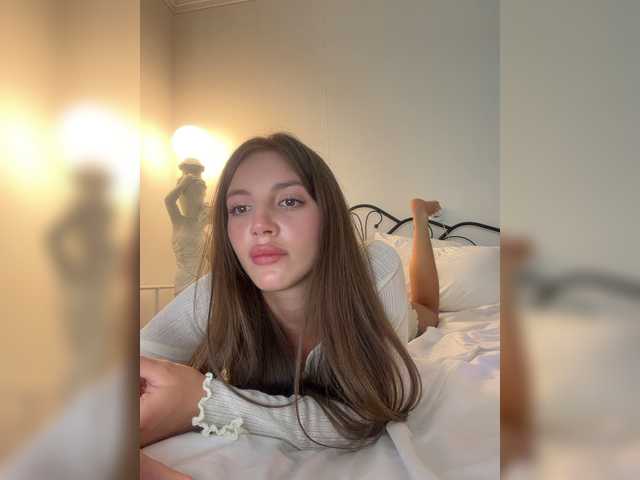 Evelonelfi live cam on BongaCams