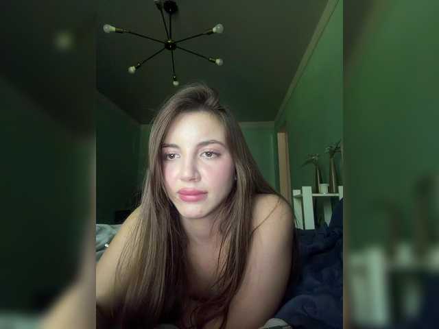 Evelonelfi live cam on BongaCams