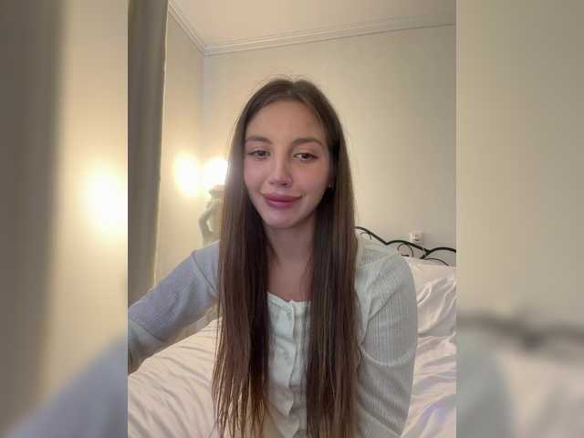 Evelonelfi live cam on BongaCams