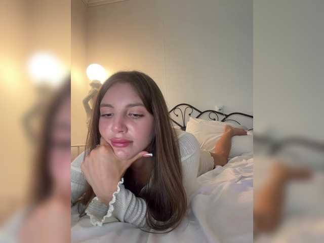 Evelonelfi live cam on BongaCams