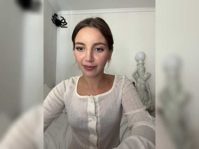 Evelonelfi live cam on BongaCams