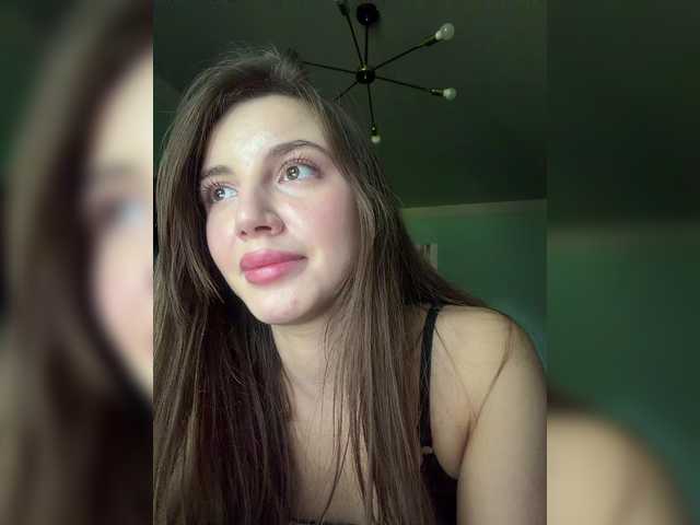 Evelonelfi live cam on BongaCams