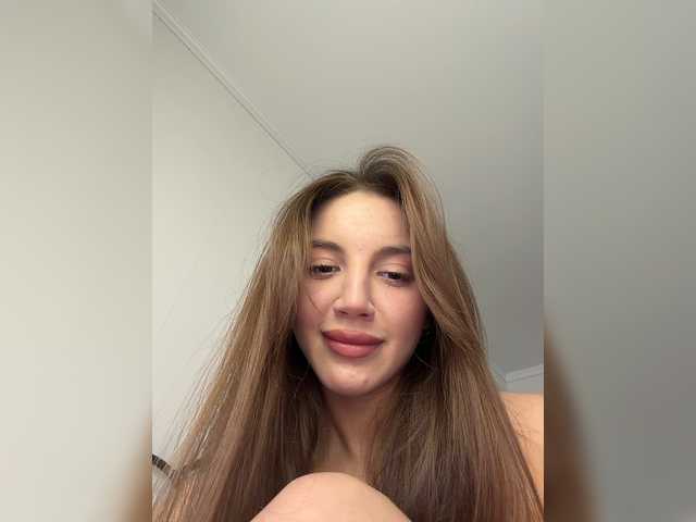 Evelonelfi live cam on BongaCams