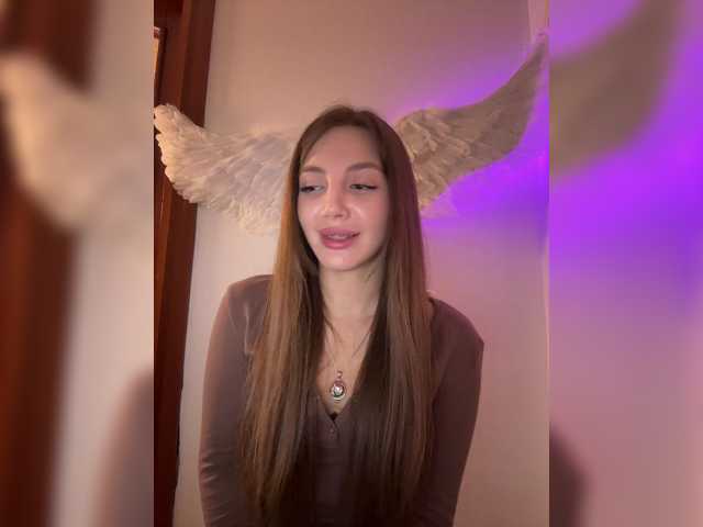 Evelonelfi live cam on BongaCams