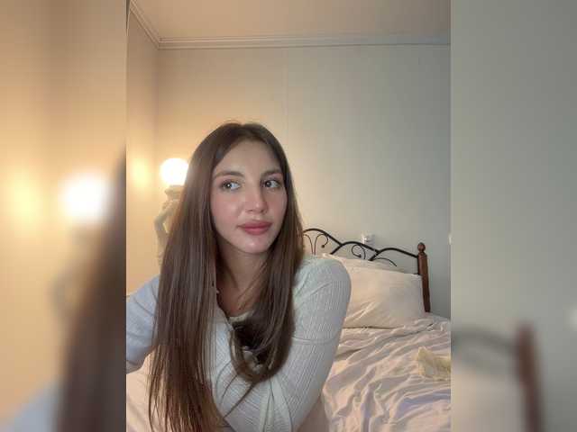 Evelonelfi live cam on BongaCams