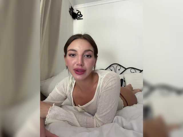Evelonelfi live cam on BongaCams