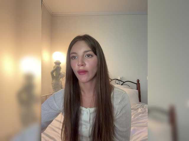 Evelonelfi live cam on BongaCams