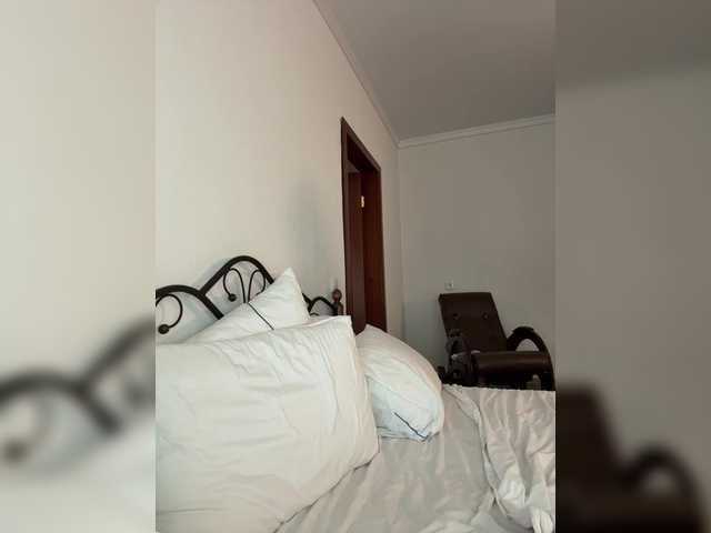 Evelonelfi live cam on BongaCams