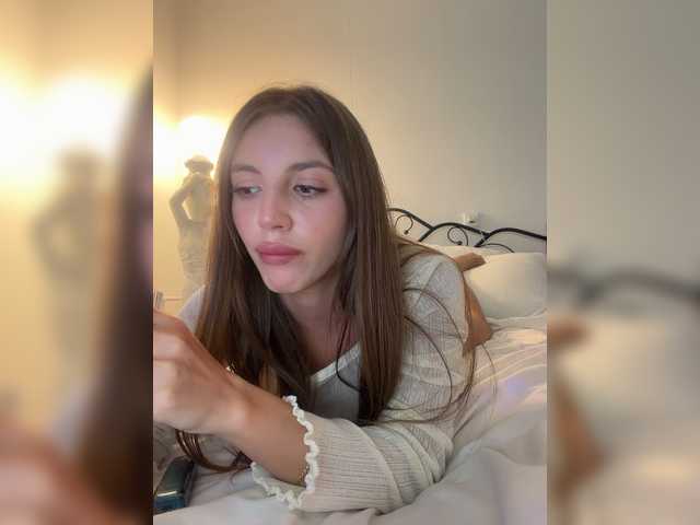 Evelonelfi live cam on BongaCams