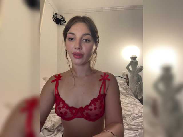 Evelonelfi live cam on BongaCams