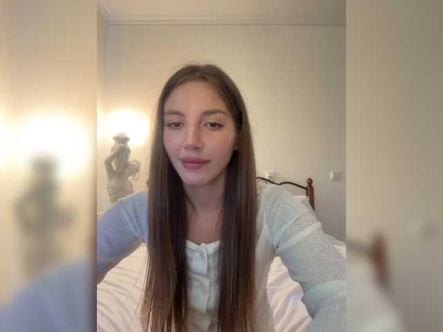 Evelonelfi live cam on BongaCams