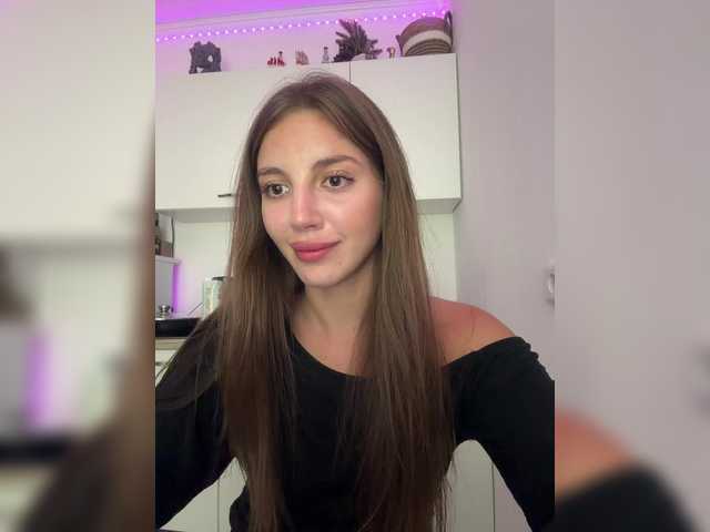 Evelonelfi live cam on BongaCams