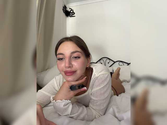 Evelonelfi live cam on BongaCams