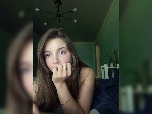 Evelonelfi live cam on BongaCams