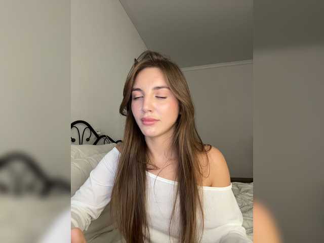 Evelonelfi live cam on BongaCams