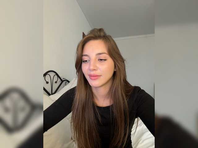 Evelonelfi live cam on BongaCams