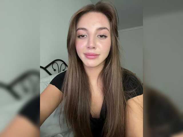 Evelonelfi live cam on BongaCams